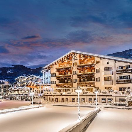 Wohlfuehlhotel Schiestl Fügen Екстериор снимка