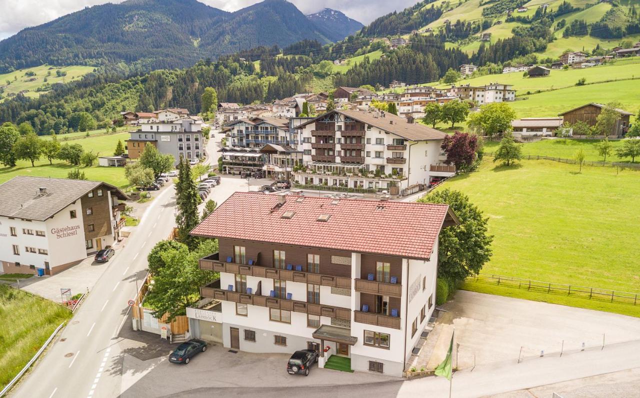 Wohlfuehlhotel Schiestl Fügen Екстериор снимка
